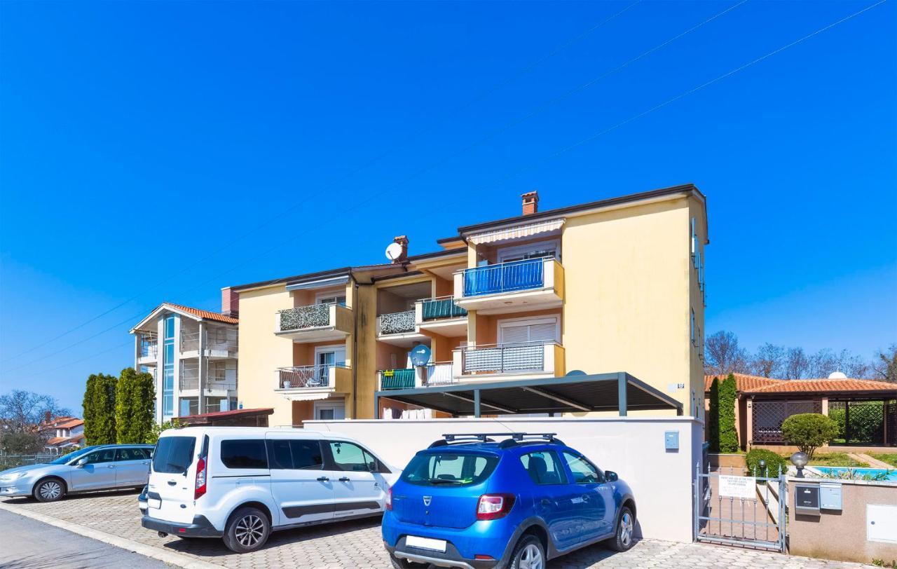 Branko B4 Apartment Porec Exterior photo